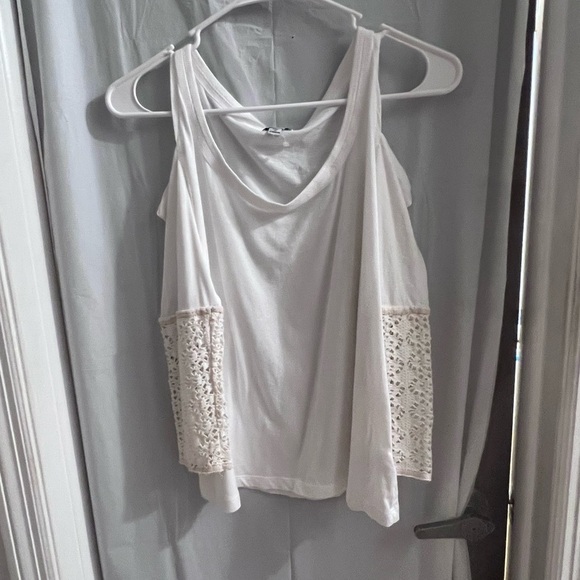 SPLENDID white cold shoulder top size m - Picture 1 of 4